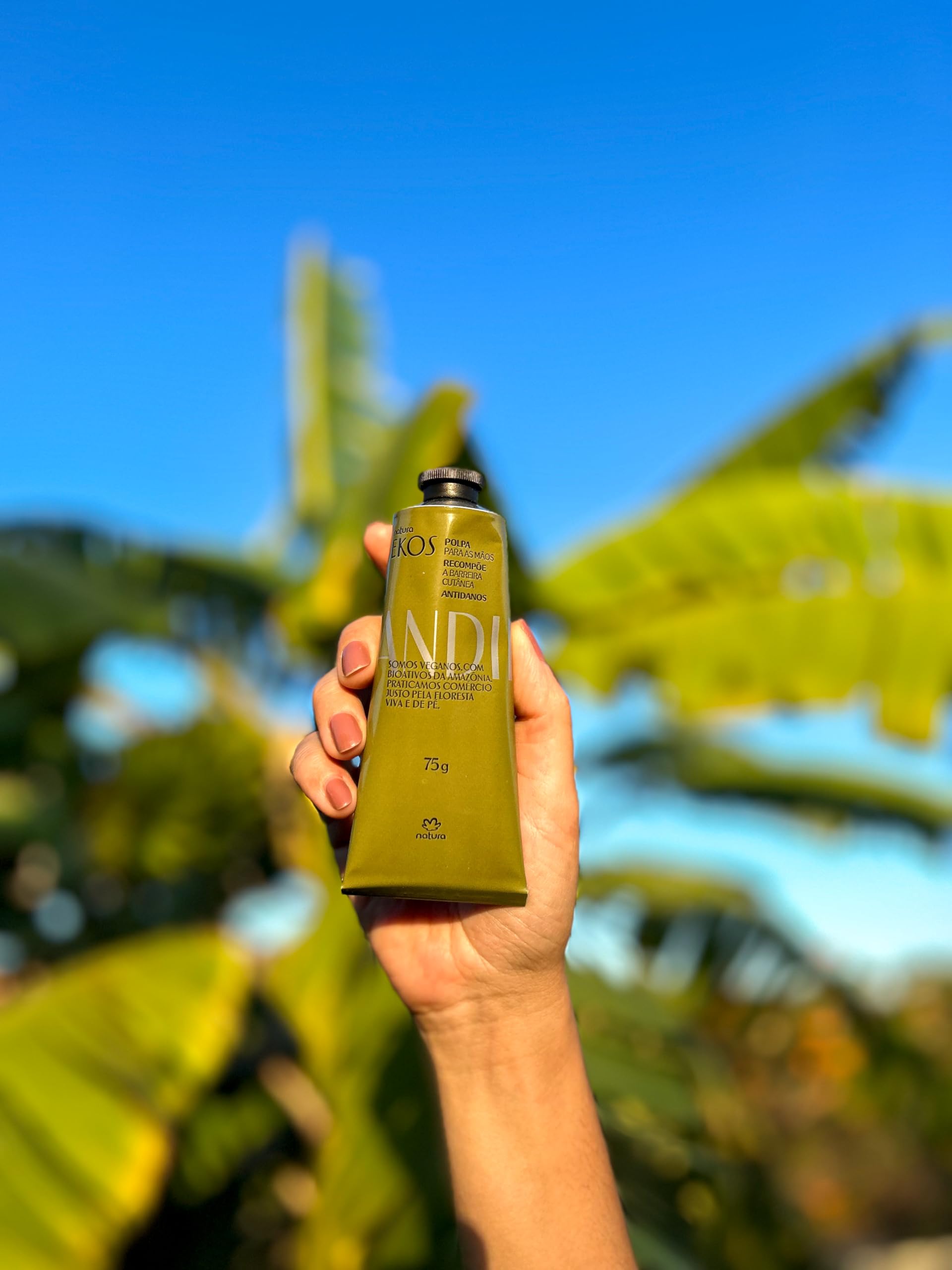 natura - Ekos Andiroba Hand Cream - Anti-Damage Hand Balm - Hand and Nails Moisturizer - Protective Skin Barrier - Vegan Skin Care - Brazilian Beauty Secrets - Self Care & Body Care - 2.6oz (75g) - Image 4